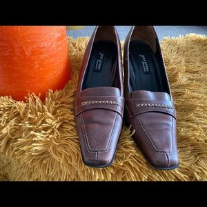 Vintage Paul Green Pumps.